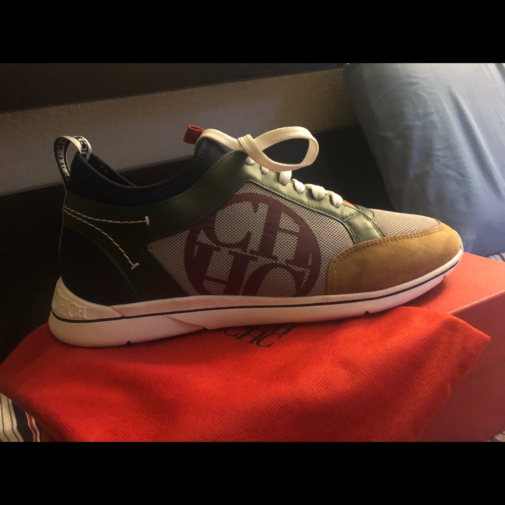 Brand new Carolina Herrera size 10 men shoes.